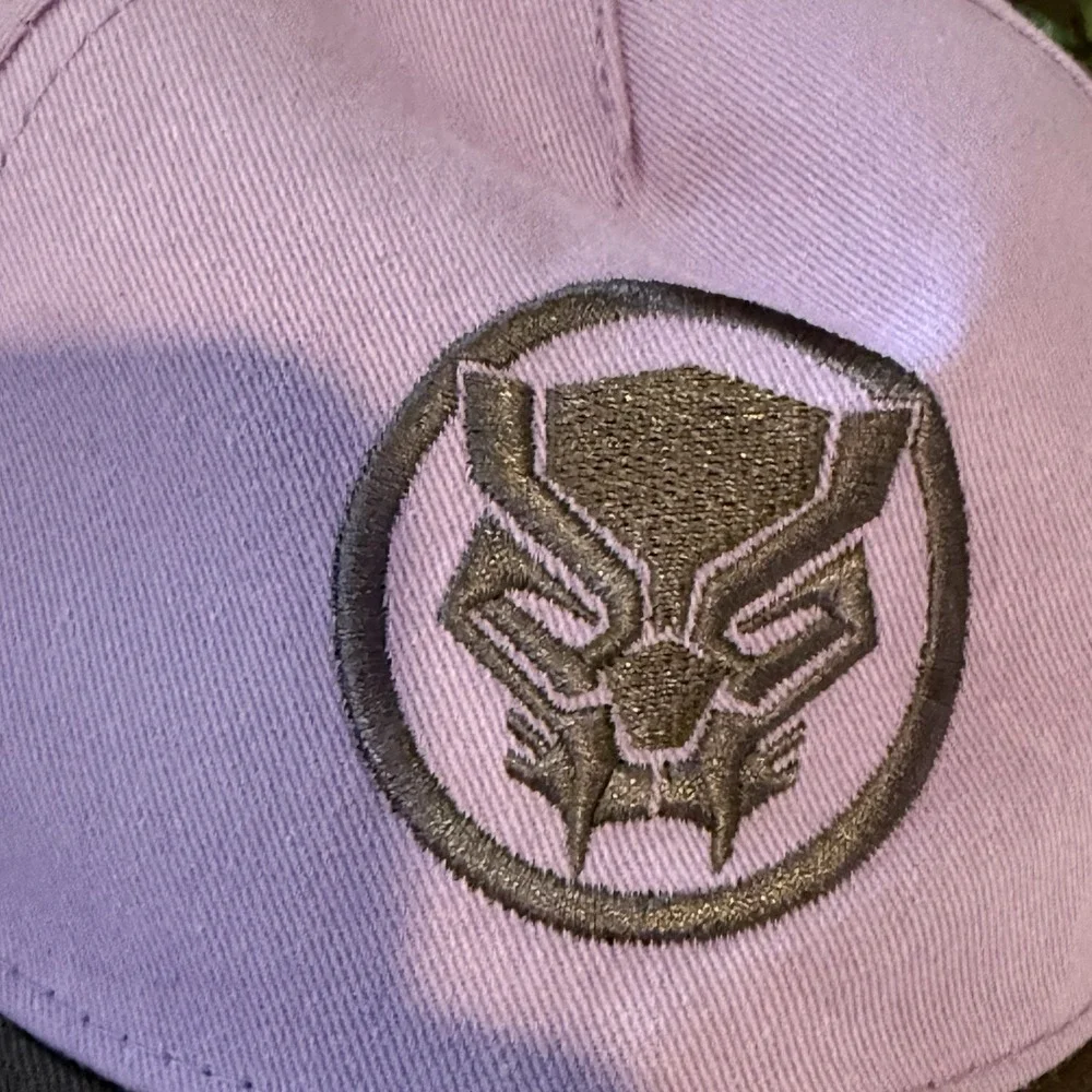 Youth Marvel Avengers BlackPanther Adjustable Baseball Cap‎ Light Purple/Gray